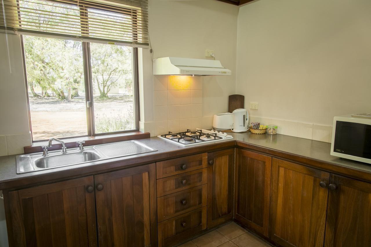 Wyadup Brook Cottages ยัลลิงอัพ ภายนอก รูปภาพ